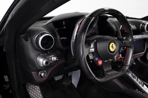 Used 2020 Ferrari Portofino image 23