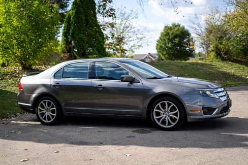Used 2010 Ford Fusion SE image 4