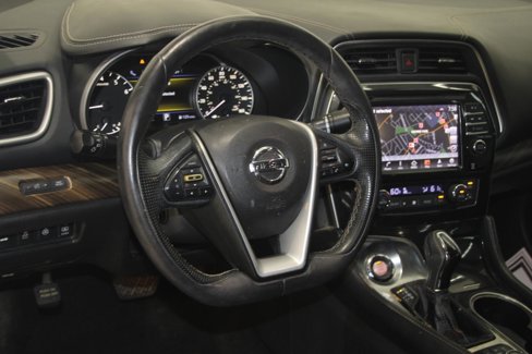 Used 2016 Nissan Maxima Platinum image 17