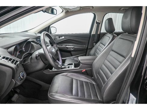 Used 2019 Ford Escape Titanium image 10