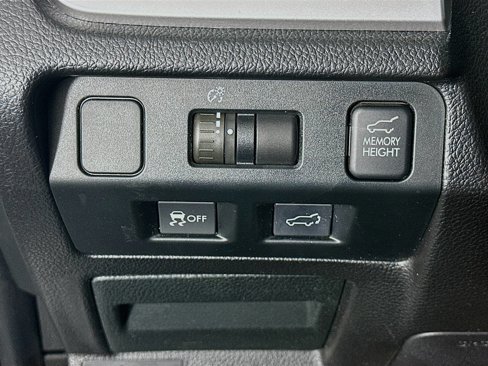 Used 2015 Subaru Forester 2.0XT Touring w/ Eyesight & Navigation System image 17