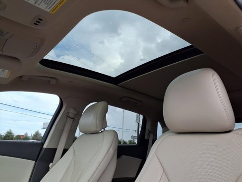 Used 2019 Lincoln Nautilus Reserve image 11