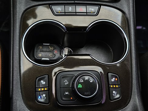 Used 2021 GMC Acadia AT4 w/ Technology Package image 23