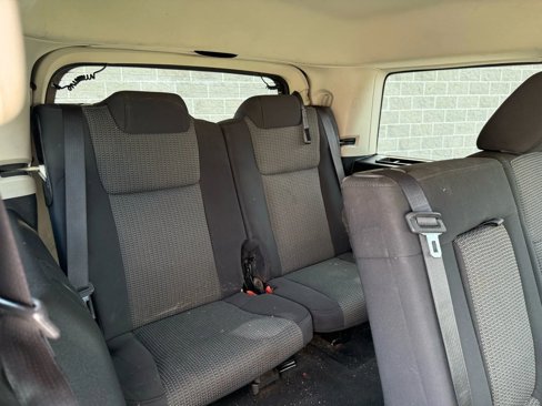 Used 2010 Jeep Commander Sport image 18