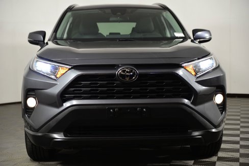 Used 2021 Toyota RAV4 XLE image 5
