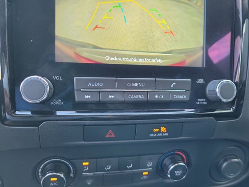 Used 2022 Nissan Frontier SV w/ Technology Package image 22