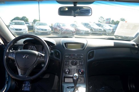 Used 2011 Hyundai Genesis 2.0T image 25