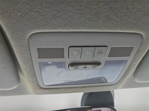 Used 2021 Hyundai Venue image 15