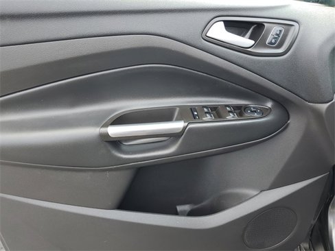 Used 2017 Ford Escape SE w/ Equipment Group 201A image 24