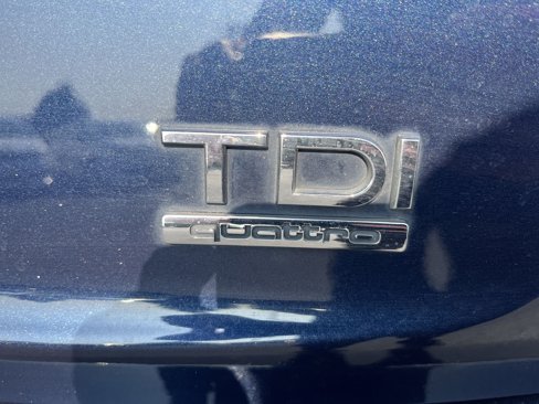 Used 2015 Audi Q7 TDI Prestige w/ Prestige Package image 9