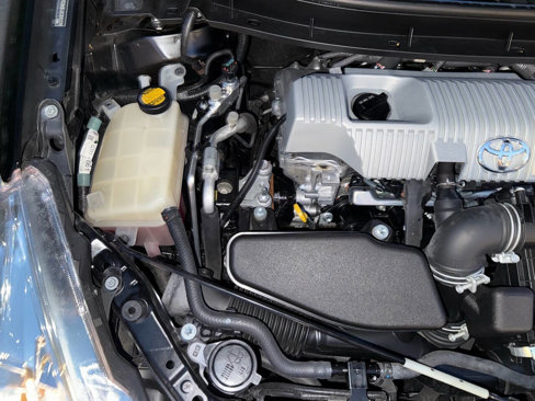 Used 2012 Toyota Prius V Two image 22
