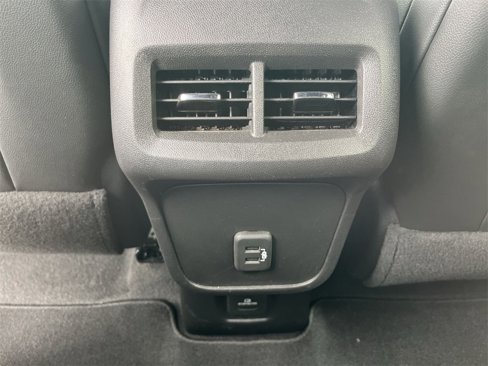 Used 2023 Chevrolet Equinox RS w/ RS Leather Package image 21