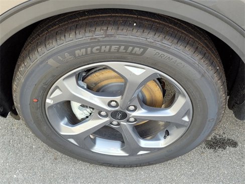 New 2025 Ford Escape ST-Line w/ Cold Weather Package image 11