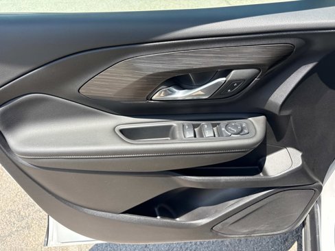 Certified 2024 GMC Terrain SLE image 12
