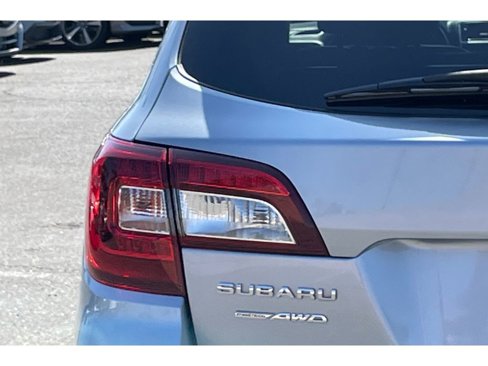 Used 2019 Subaru Outback 2.5i Limited image 47