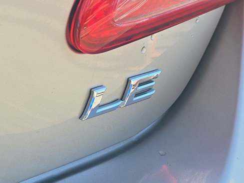 Used 2008 Toyota Camry LE image 29
