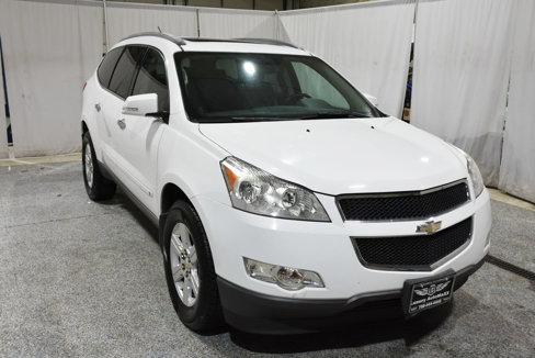 Used 2010 Chevrolet Traverse LT w/ Personal Connectivity Package image 3