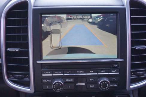 Used 2016 Porsche Cayenne image 33