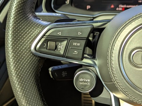 Used 2018 Audi R8 V10 w/ Premium Package image 28