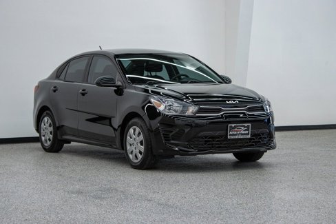 Used 2023 Kia Rio LX image 7