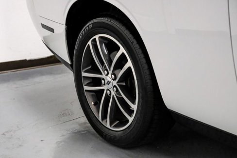 Used 2019 Dodge Challenger SXT image 38