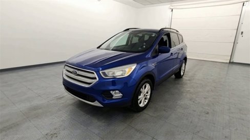 Used 2018 Ford Escape SE w/ SE Sync 3 Package image 3