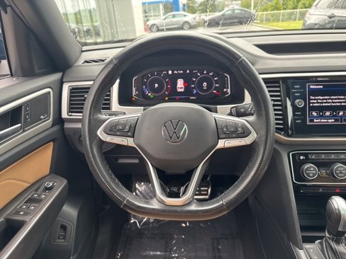 Used 2022 Volkswagen Atlas Cross Sport SEL Premium R-Line image 18