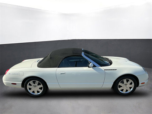 Used 2002 Ford Thunderbird image 8
