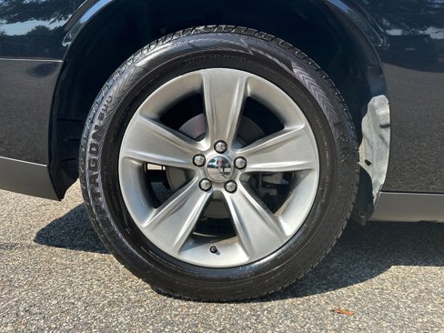 Used 2019 Dodge Challenger SXT image 16