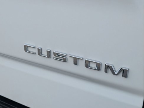 Used 2023 Chevrolet Silverado 1500 Custom image 8