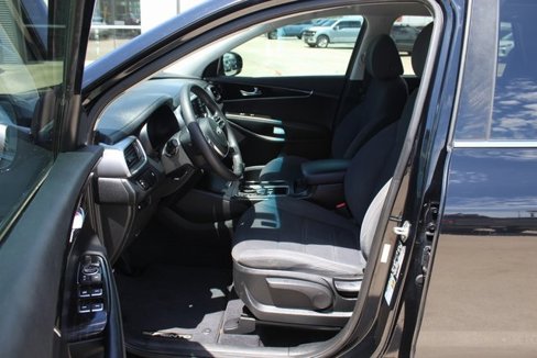 Used 2019 Kia Sorento L image 14