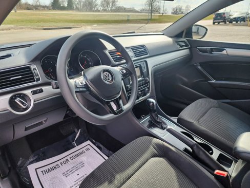 Used 2016 Volkswagen Passat 1.8T S image 14