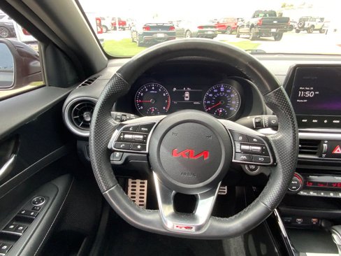 Used 2023 Kia Forte GT-Line image 15