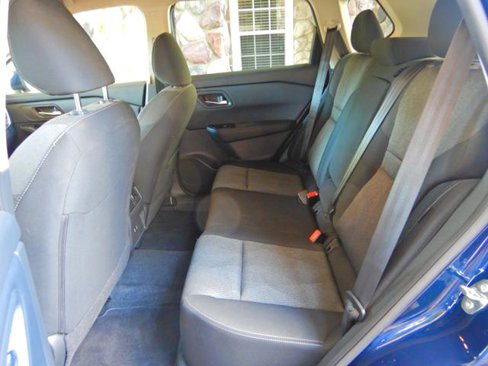 Used 2025 Nissan Rogue SV image 12