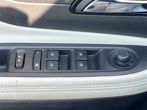 Used 2019 Buick Encore Sport Touring w/ Safety Package image 18