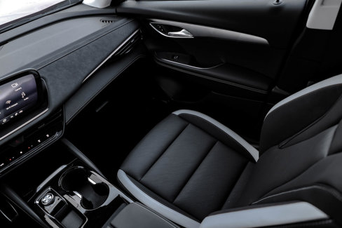 New 2025 Buick Envision Sport Touring image 40