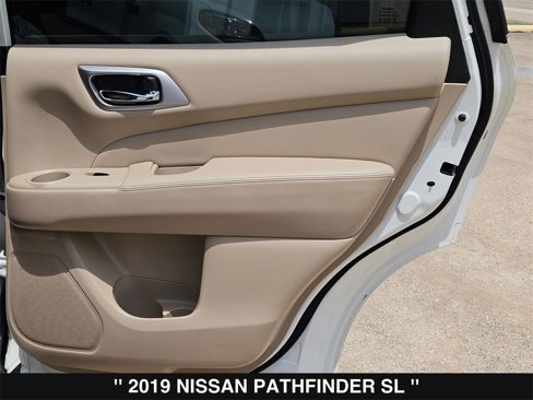 Used 2019 Nissan Pathfinder SL w/ SL Premium Package image 30