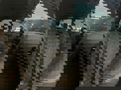 Used 2004 Chevrolet Malibu LS image 21