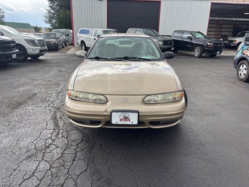 Used 2004 Oldsmobile Alero GL image 2