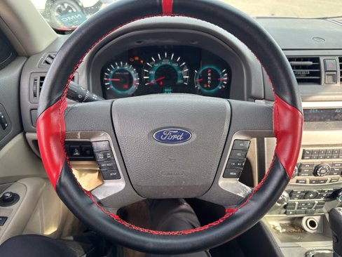 Used 2010 Ford Fusion SE image 39