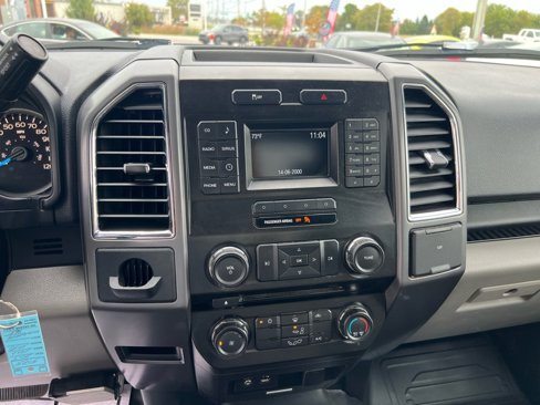 Used 2015 Ford F150 XLT image 17