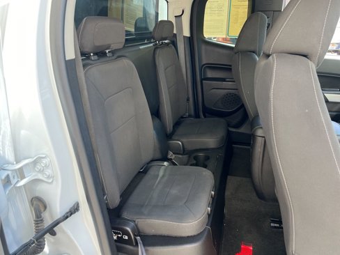 Used 2018 Chevrolet Colorado LT w/ Safety Package image 22