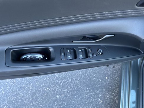 New 2025 Hyundai Elantra Sport image 15