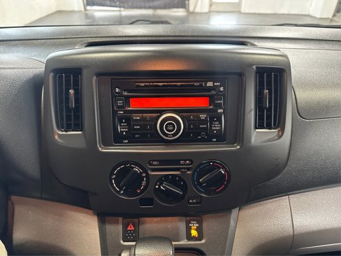 Used 2015 Chevrolet City Express LS image 17