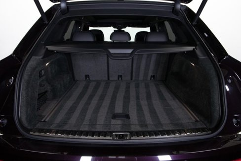 Used 2022 Bentley Bentayga image 65