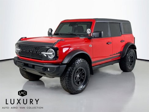 Used 2022 Ford Bronco Wildtrak image 8