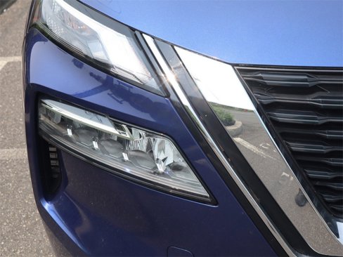 Certified 2023 Nissan Rogue SV image 12