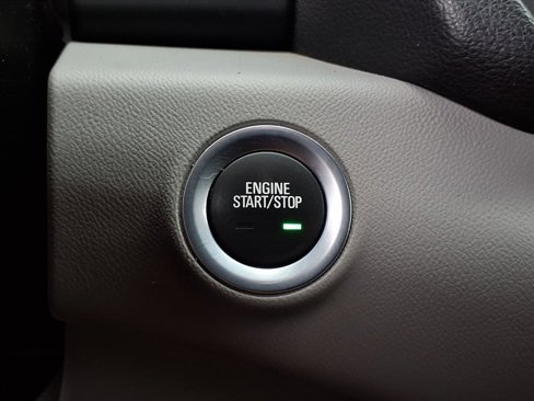 Used 2019 GMC Terrain SLE w/ Driver Convenience Package image 17