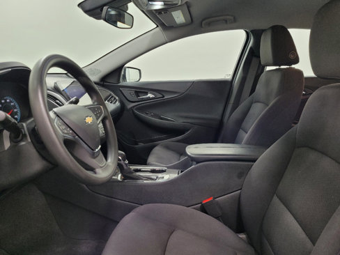 Used 2022 Chevrolet Malibu LT image 17