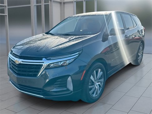 Used 2022 Chevrolet Equinox LT image 3